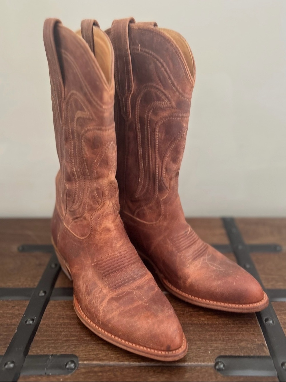LIKE NEW Tecovas The Cartwright Men's Size US 8.5b Scotch Goat Pull-On Western